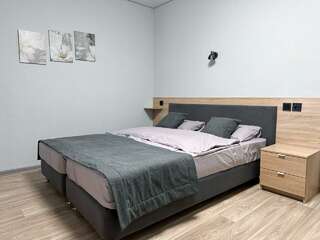 Гостевой дом АндриАнна Соль-Илецк 4-местный номер люкс-9