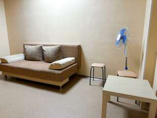 Гостевой дом АндриАнна Соль-Илецк 4-местный номер эконом стандарт-2